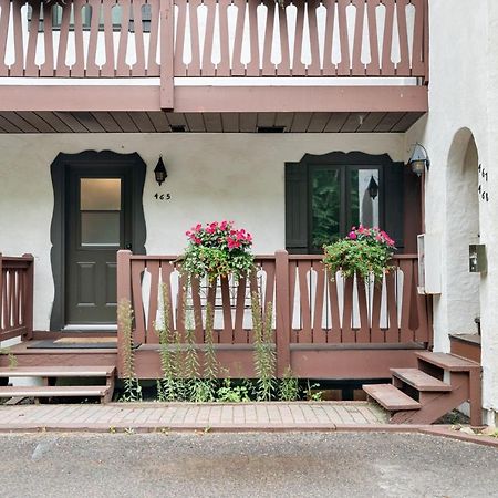 Cozy Condo Overlooking Mont Tremblant And The Lake Exterior photo